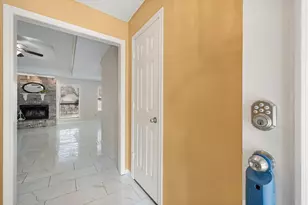 2137 Chapel Downs Dr, Arlington, TX 76017 - Photo 2