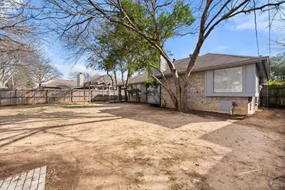 2137 Chapel Downs Drive, Arlington, TX 76017 - Photo 34