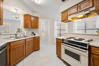 2137 Chapel Downs Drive, Arlington, TX 76017 - Photo 10