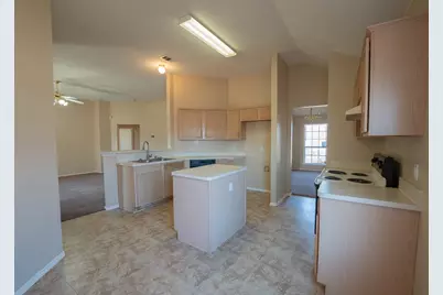 1724 Gentry Street, Lancaster, TX 75134 - Photo 4