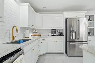 908 Darnell Ave, Benbrook, TX 76126 - Photo 14