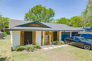 325 Clary Dr, Mesquite, TX 75149 - Photo 1