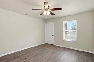 816 Bradley St, Fort Worth, TX 76103 - Photo 10