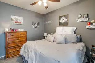 729 W Bend Blvd, Burleson, TX 76028 - Photo 32