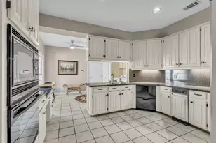 4707 O'Connor Ct, Irving, TX 75062 - Photo 8