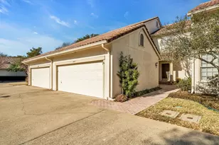 4707 O'Connor Ct, Irving, TX 75062 - Photo 2