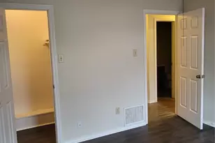 1905 Libby Ln, Grand Prairie, TX 75050 - Photo 14