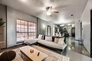 4547 Buckingham Dr, Grand Prairie, TX 75052 - Photo 6