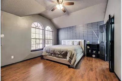 4547 Buckingham Drive, Grand Prairie, TX 75052 - Photo 8