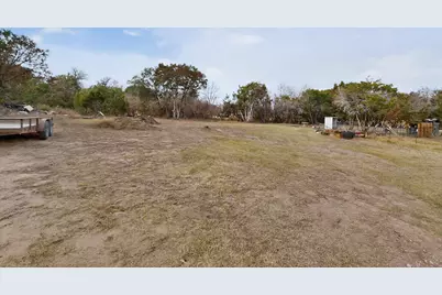 4600 Hunters Glen Court, Granbury, TX 76048 - Photo 40