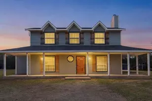 4600 Hunters Glen Ct, Granbury, TX 76048 - Photo 2
