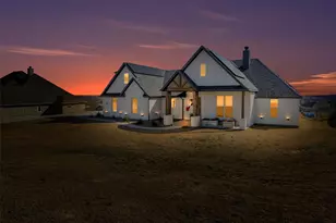 1040 Agnes N, Springtown, TX 76082 - Photo 40