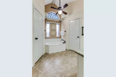 2313 Diamond Oaks Drive, Garland, TX 75044 - Photo 18