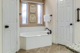 2313 Diamond Oaks Dr, Garland, TX 75044 - Photo 18