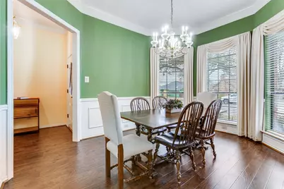 2313 Diamond Oaks Drive, Garland, TX 75044 - Photo 2