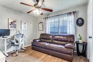 6304 Old Mill Cir, Watauga, TX 76148 - Photo 16