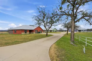 710 Erath St, Meridian, TX 76665 - Photo 20