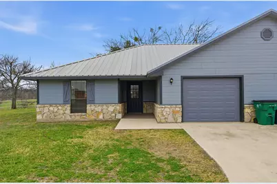 710 Erath Street, Meridian, TX 76665 - Photo 4