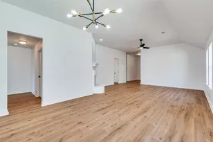 1028 Aviary Dr, Aubrey, TX 76227 - Photo 8