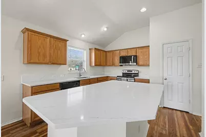 2433 Forest Creek Drive, Fort Worth, TX 76123 - Photo 4