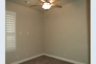 3448 Poinsettia Way, Irving, TX 75038 - Photo 14