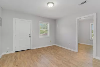 3402 Jeffries Street, Dallas, TX 75215 - Photo 2