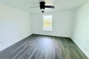 625 E Acheson St, Denison, TX 75021 - Photo 6