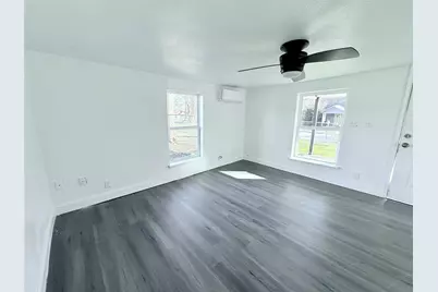 625 E Acheson Street, Denison, TX 75021 - Photo 8