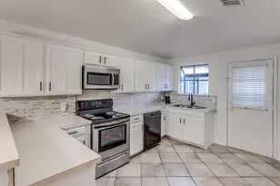 7829 Cardinal Ct, North Richland Hills, TX 76180 - Photo 14