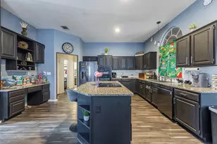 8701 Creekside Dr, Rowlett, TX 75089 - Photo 6