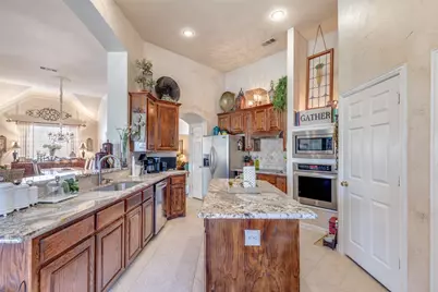 1660 Kimble Drive, Carrollton, TX 75010 - Photo 6