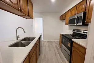 2424 Sherry St, Arlington, TX 76014 - Photo 14