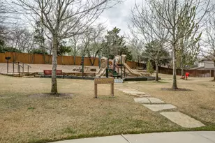 11327 Mounts Run Dr, Dallas, TX 75218 - Photo 36