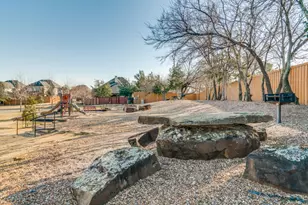 11327 Mounts Run Dr, Dallas, TX 75218 - Photo 38