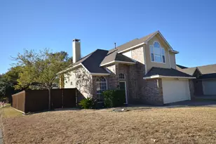 2201 Ashwood Ct, Carrollton, TX 75006 - Photo 2