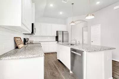 208 Rosemary Drive, Azle, TX 76020 - Photo 4