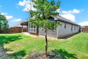 208 Rosemary Dr, Azle, TX 76020 - Photo 30