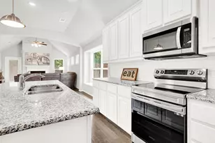 208 Rosemary Dr, Azle, TX 76020 - Photo 6