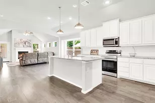 208 Rosemary Dr, Azle, TX 76020 - Photo 2