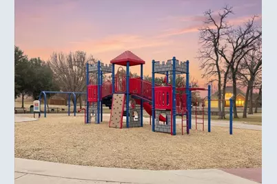 7912 Chaddington Drive, North Richland Hills, TX 76182 - Photo 38