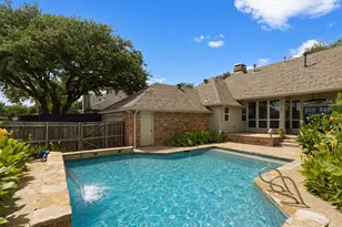 1003 N Wiltshire Dr, Carrollton, TX 75007 - Photo 34