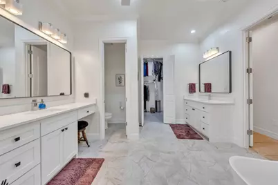 2400 Vineyard Drive, Granbury, TX 76048 - Photo 18