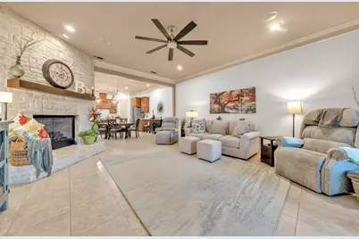 2400 Vineyard Drive, Granbury, TX 76048 - Photo 10