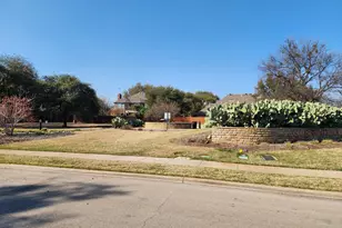 800 Santa Fe Trail, Irving, TX 75063 - Photo 12