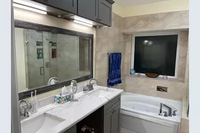 800 Santa Fe Trail, Irving, TX 75063 - Photo 8