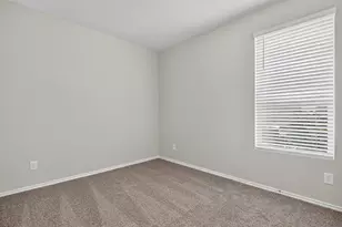 1921 Cherokee Ln, Cleburne, TX 76033 - Photo 22