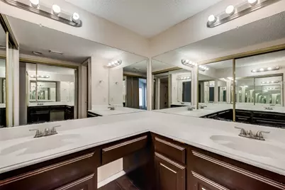 2642 Encina, Irving, TX 75038 - Photo 18