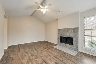 2642 Encina, Irving, TX 75038 - Photo 16