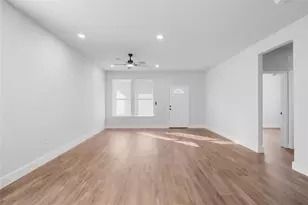 120 Red Bird Ln, Mabank, TX 75156 - Photo 6