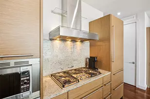 2900 McKinnon St, Dallas, TX 75201 - Photo 12